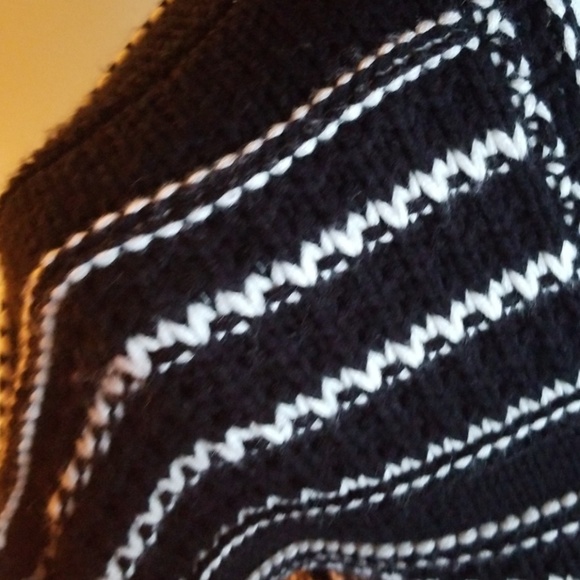 ANTHROPOLOGIE big comfy cardigan - Picture 4 of 6